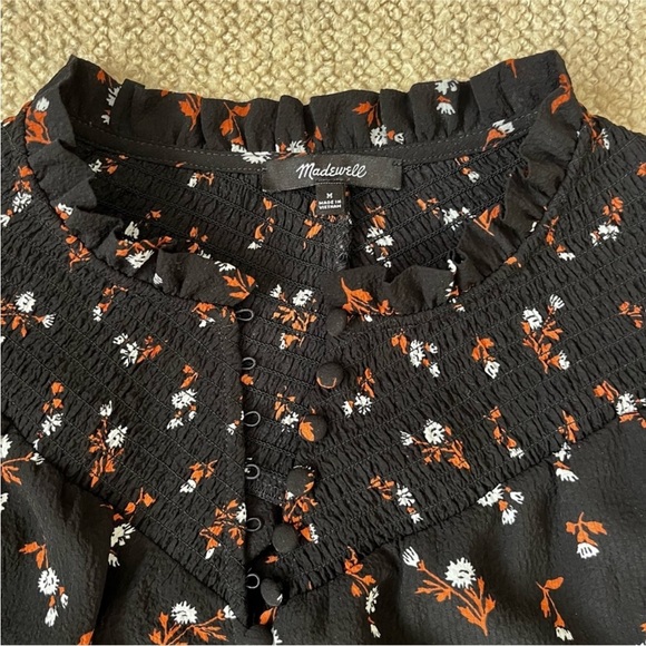 Madewell Smockneck Top in Tossed Floral Size M - Picture 3 of 3
